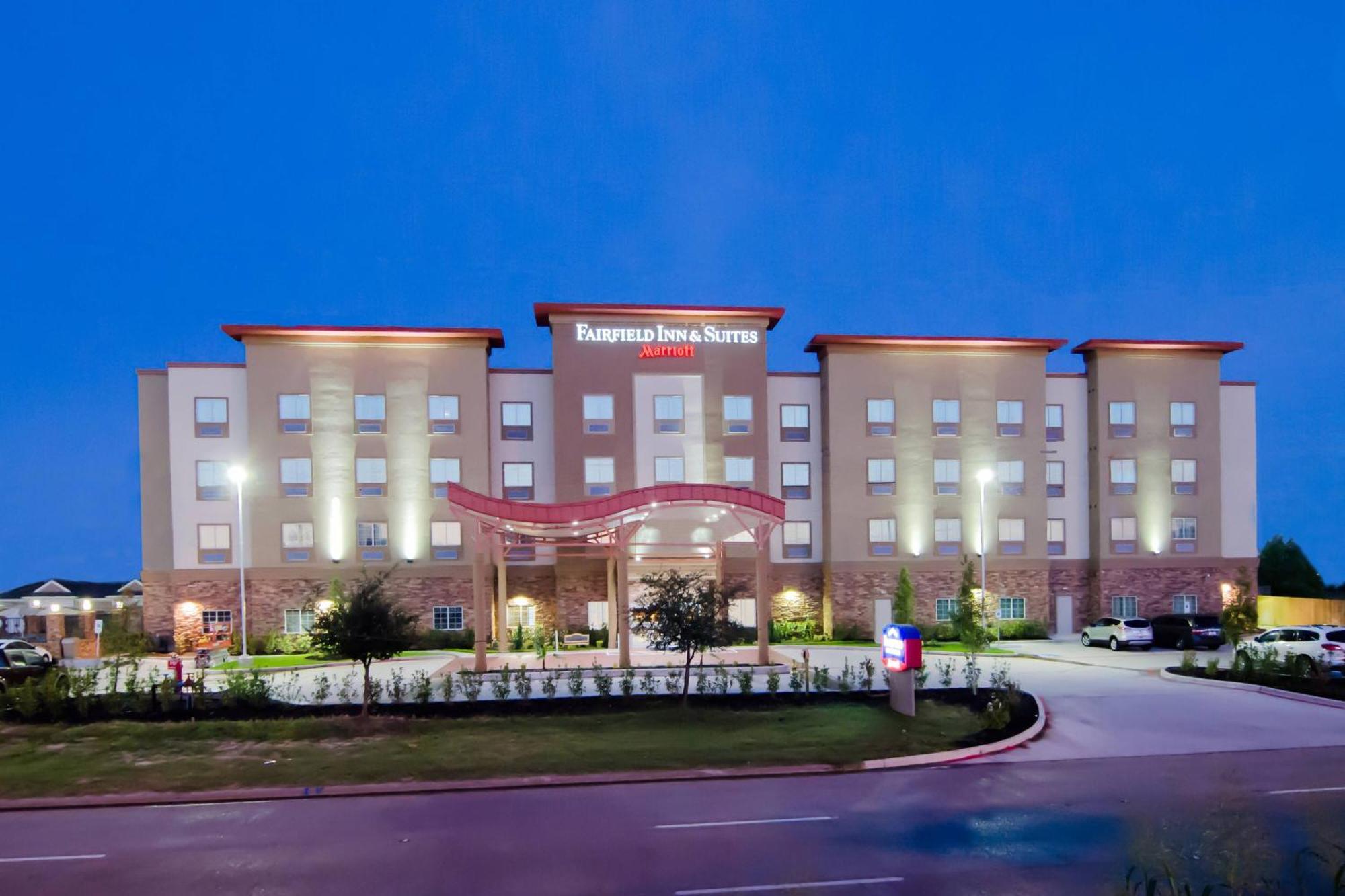 Fairfield Inn And Suites By Marriott North Спринг Екстер'єр фото